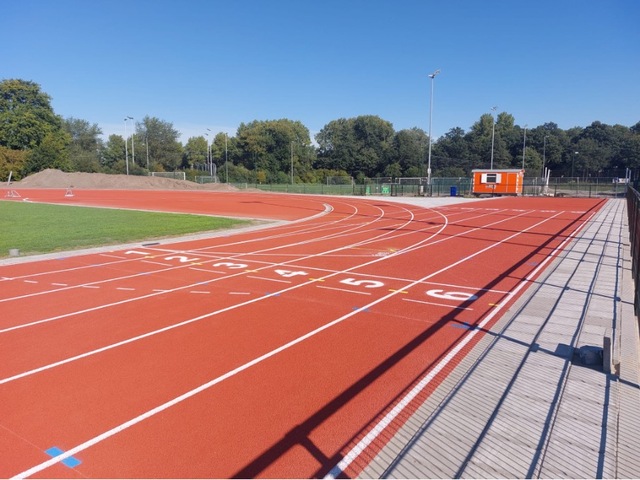 Nieuwe atletiekbaan verkleind